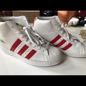 NWOT Adidas Originals Superstar Up